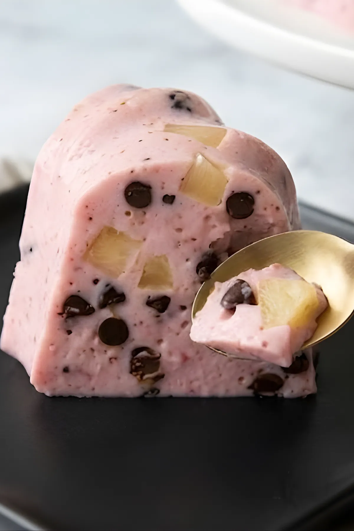 Gelatina Rosa Com Passas