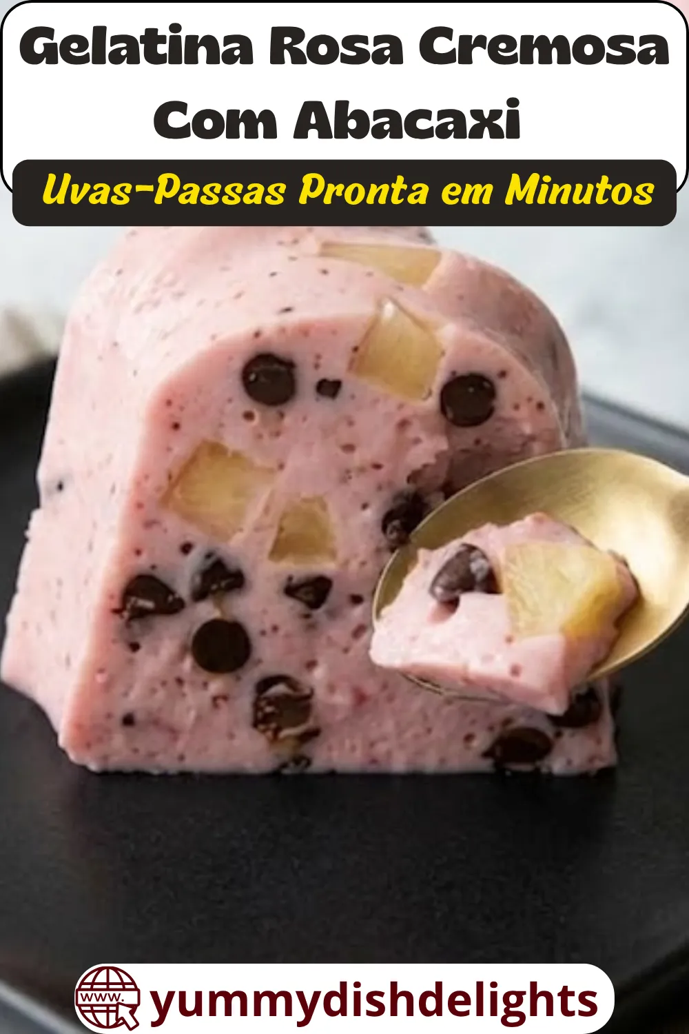 Gelatina Rosa Cremosa Com Abacaxi e Uvas-Passas Pronta em Minutos