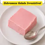 Gelatina de Morango com Creme de Leite Sobremesa Gelada Irresistível